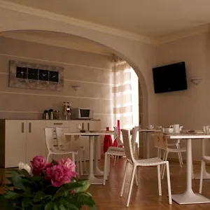  Hotel Lux Italia